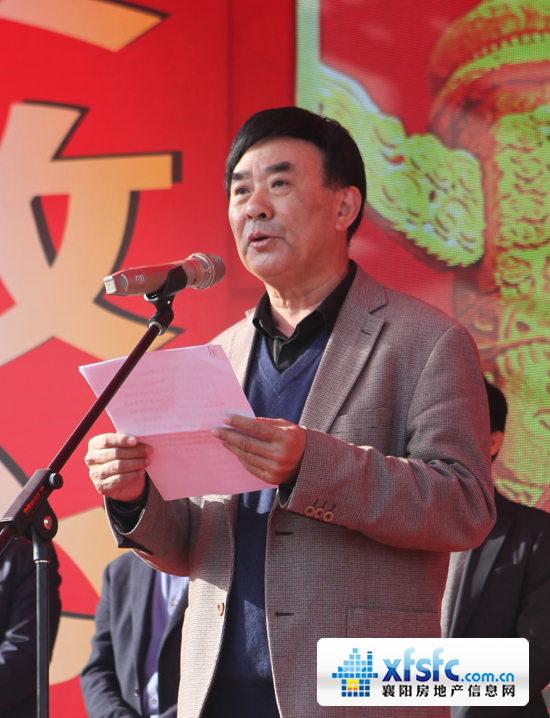房協(xié)會(huì)長閆友海.jpg
