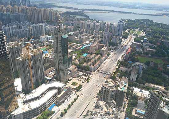 260948087398d3db4a9548.jpg 0040039429481385_b.jpg